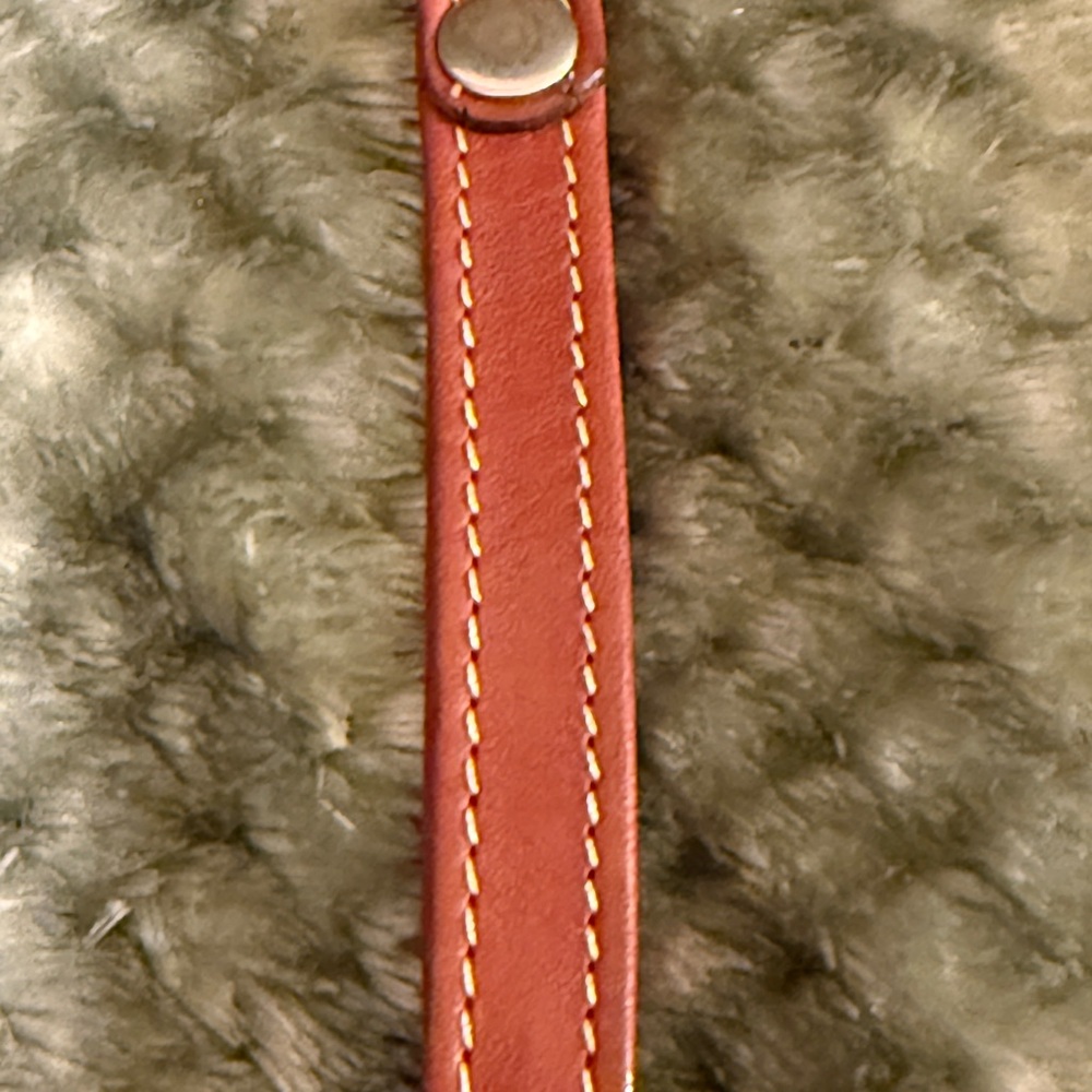 Dooney and Bourke coin purse - Picture 4 of 9